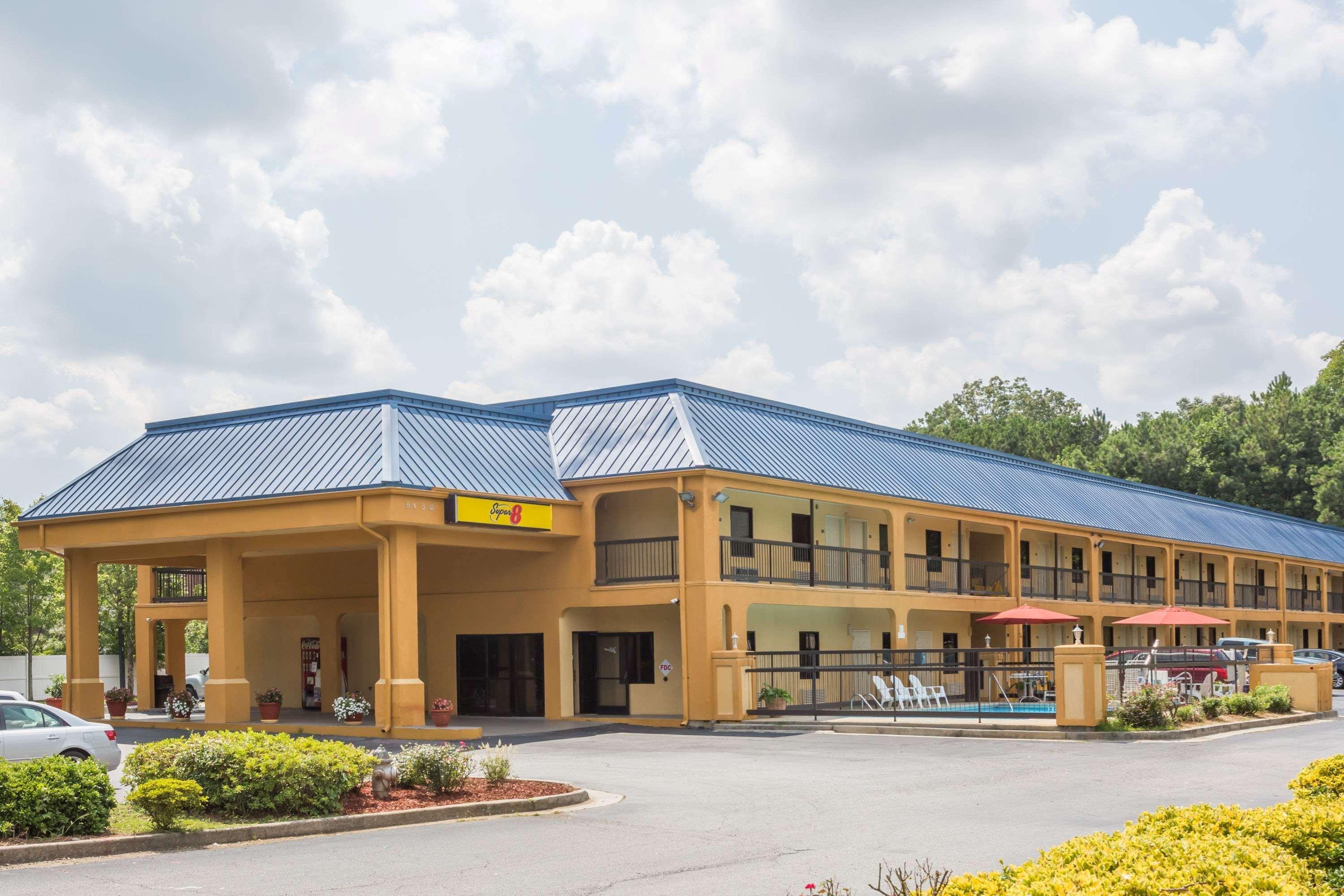 Super 8 By Wyndham Norcross/I-85 Atlanta Hotel Exterior photo